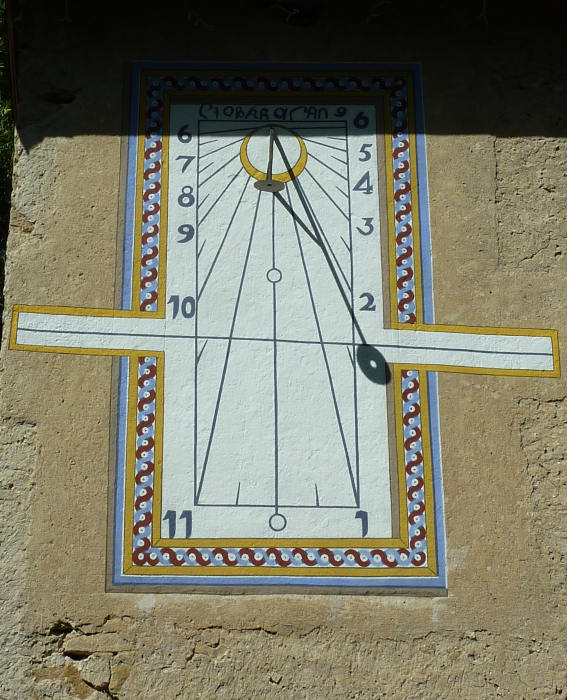 hodiny v Saint-Marcel-Bel-Accueil